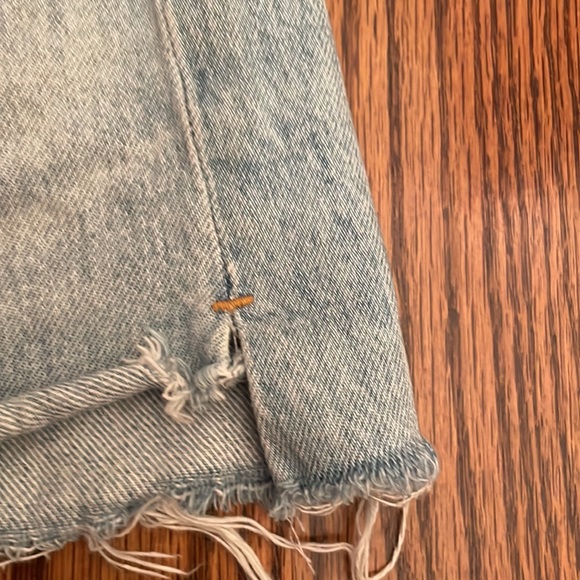🎉host pick🎉Citizens of Humanity Marlow Vintage Short in Taormina - Picture 2 of 5